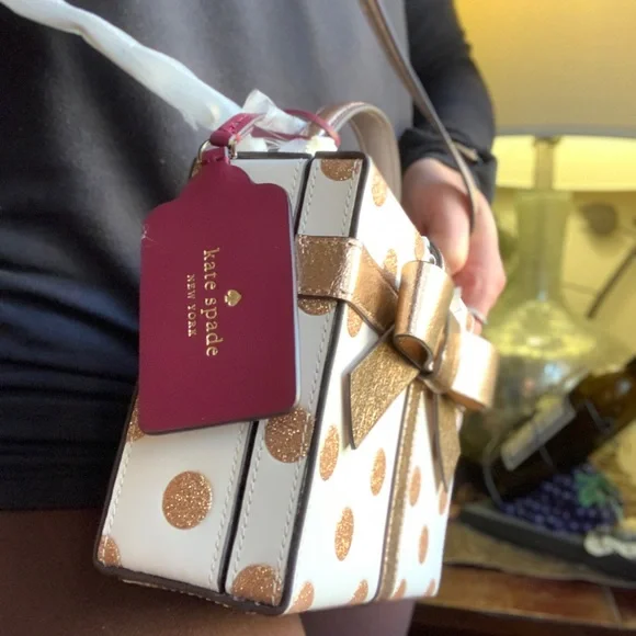 Authentic Kate spade dots glitter/leather gift box Crossbody/Satchel - Picture 11 of 13